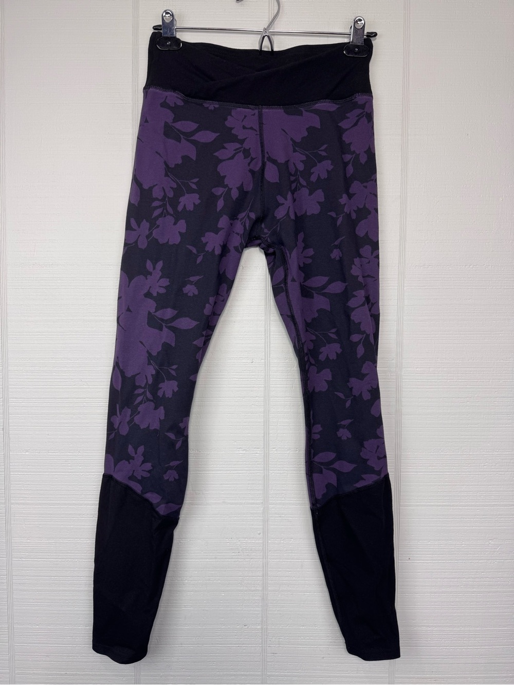 Pact Cotton Purple Floral Leggings Black Color Block Cross Waist Athletic Gym